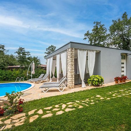 Holiday Home Ofelia Buroli Kültér fotó