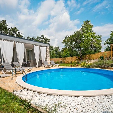 Holiday Home Ofelia Buroli Kültér fotó